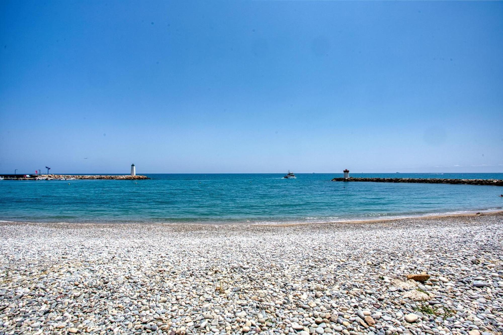 Apartament Loft Marina Direct Plage Villeneuve-Loubet Zewnętrze zdjęcie