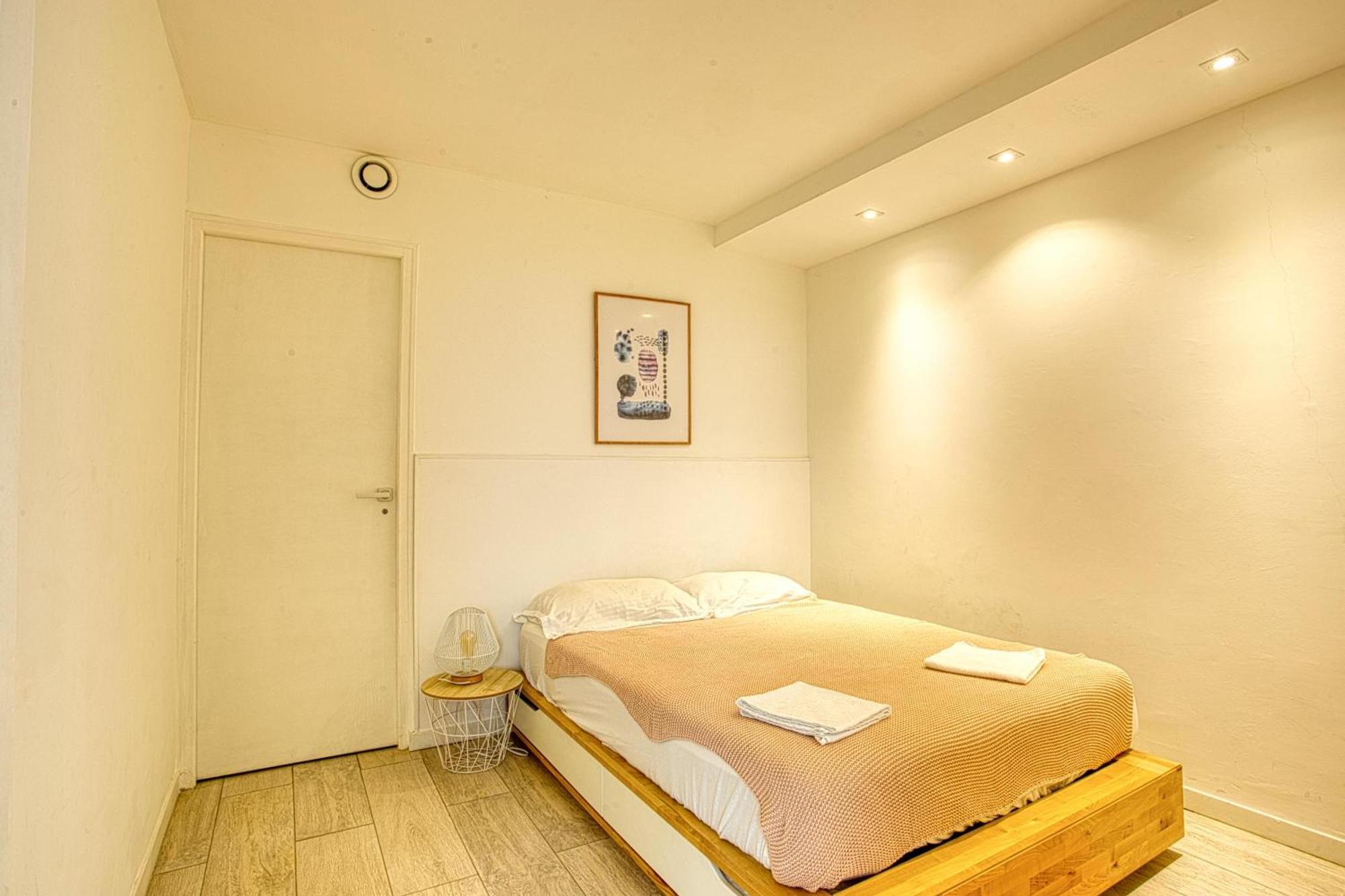 Apartament Loft Marina Direct Plage Villeneuve-Loubet Zewnętrze zdjęcie